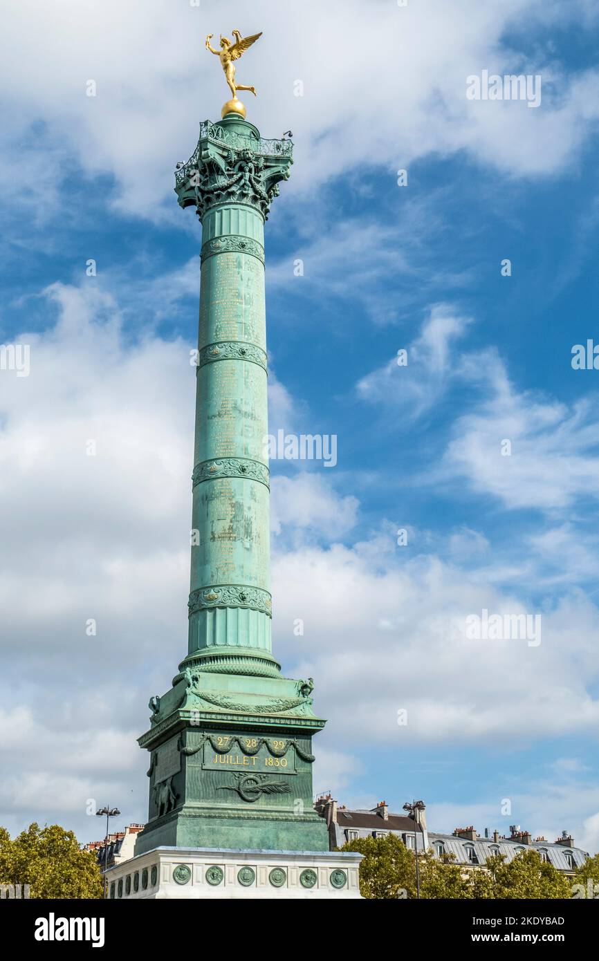 La colonne de juillet sur la place Bastille à Paris Banque D'Images