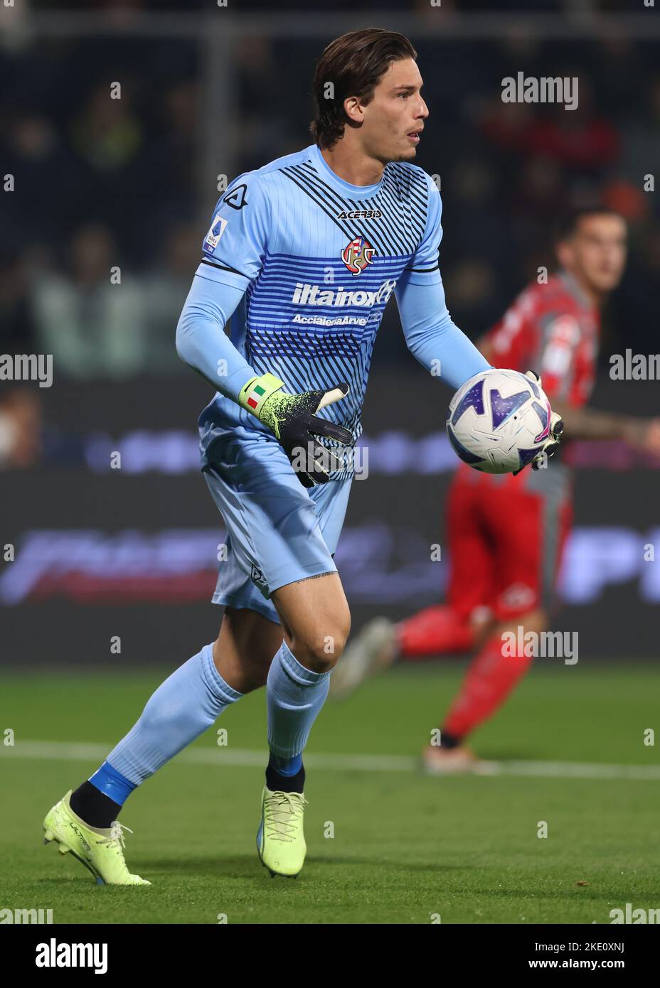 Cremona, Italie, 8th novembre 2022. Marco Carnesecchi des Etats-Unis Cremonese pendant la série Un match au Stadio Giovanni Zini, Cremona. Le crédit photo devrait se lire: Jonathan Moscrop / Sportimage Banque D'Images