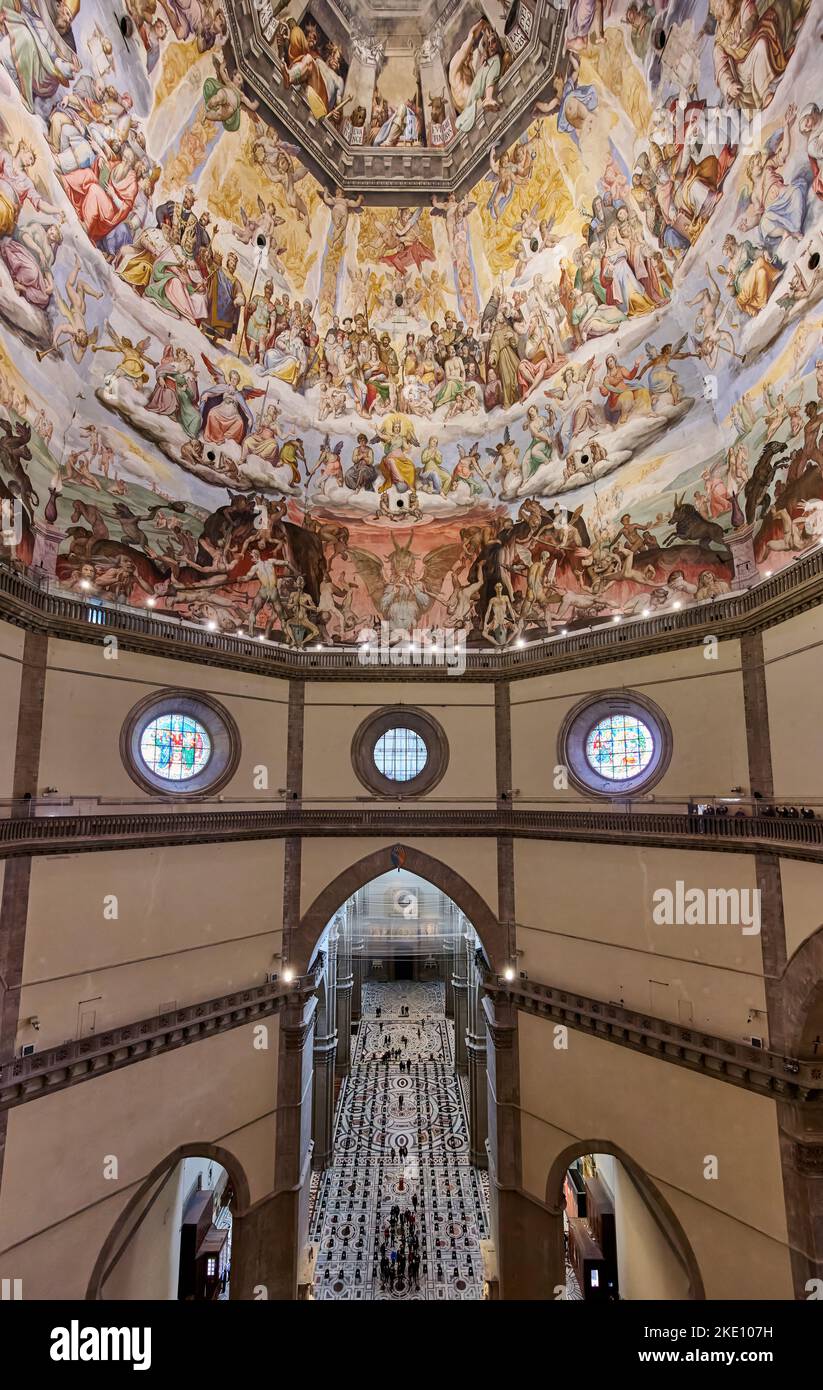 Magnifiques fresques dans le dôme de la cathédrale Santa Maria del Fiore à Florence, Toscane, Italie Banque D'Images