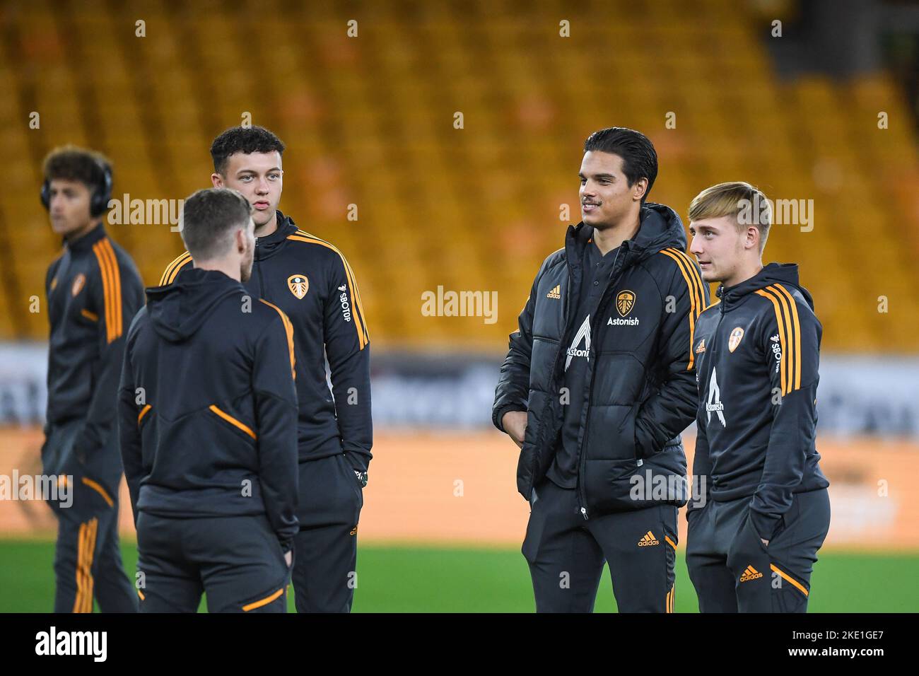 Wolverhampton, Royaume-Uni. 09th novembre 2022. Leeds United inspection préalable du terrain de match pendant le match de la Carabao Cup Wolverhampton Wanderers vs Leeds United à Molineux, Wolverhampton, Royaume-Uni, 9th novembre 2022 (photo de Mike Jones/News Images) à Wolverhampton, Royaume-Uni, le 11/9/2022. (Photo par Mike Jones/News Images/Sipa USA) crédit: SIPA USA/Alay Live News Banque D'Images