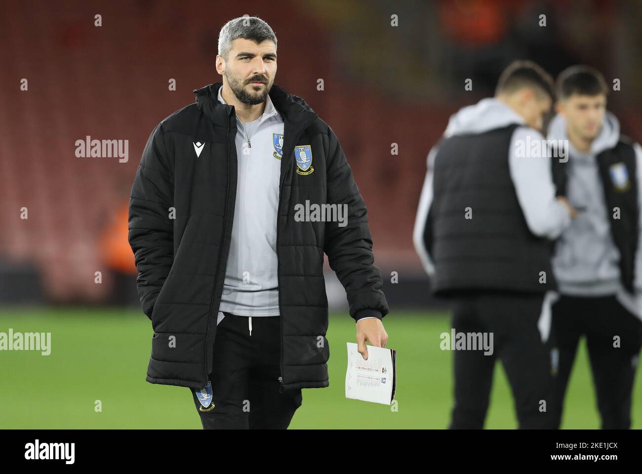 Southampton, Angleterre, 9th novembre 2022. Callum Paterson, de Sheffield mercredi, se tourne autour du stade en amont du match de la Carabao Cup au stade St Mary's, à Southampton. Le crédit photo devrait se lire: Paul Terry / Sportimage Banque D'Images