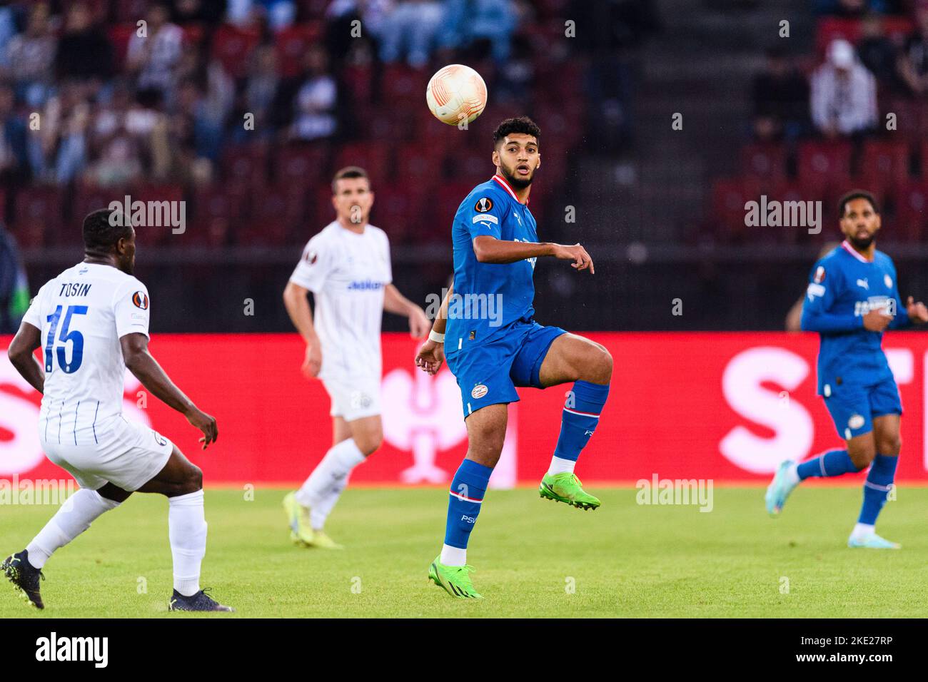 Zurich, Suisse - 06 Octobre: Ismael Saibari De PSV En Action Pendant Le ...