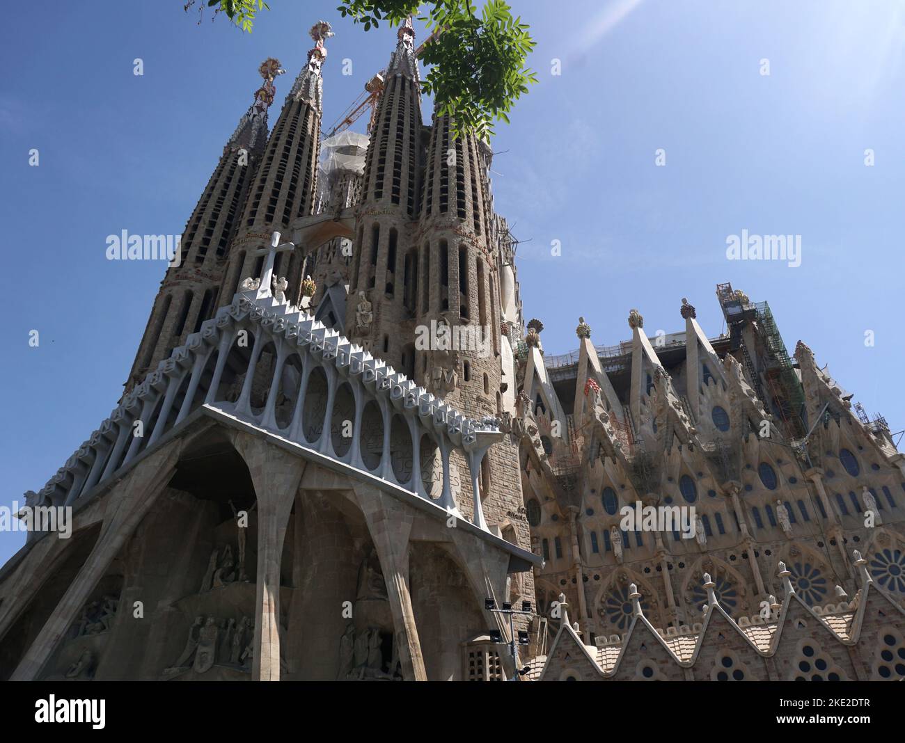 Le Temple Basílica i Expiatori de la Sagrada Família, en espagnol