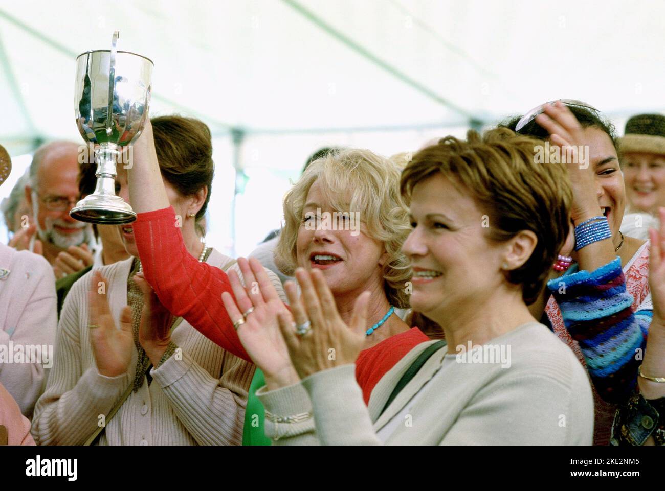 CALENDRIER FILLES, HELEN MIRREN, JULIE WALTERS, 2003 Banque D'Images