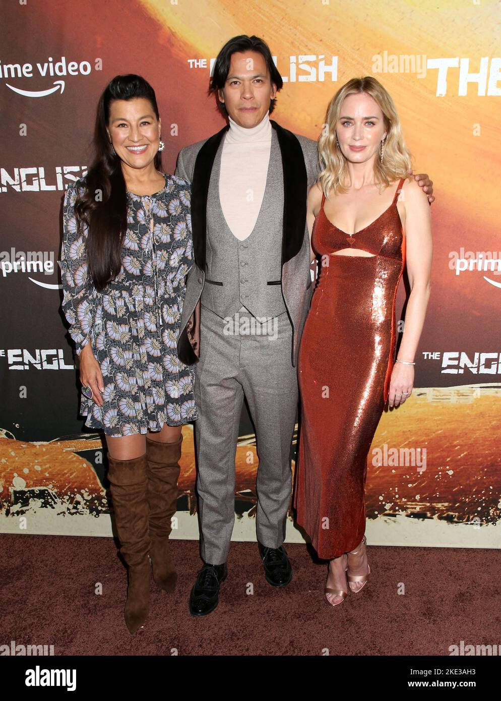 Kimberly Guerrero, Chaske Spencer et Emily Blunt assistent à la première « The English » de New York qui s'est tenue au Metrograph on 9 novembre 2022 à New York, NY ©Steven Bergman/AFF-USA.COM Banque D'Images