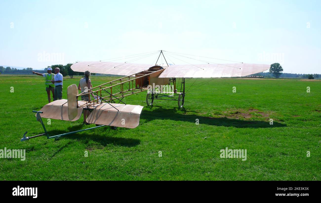Bleriot XI Motorflugzeug dans l'air août Euler Flugplatz Griesheim Banque D'Images