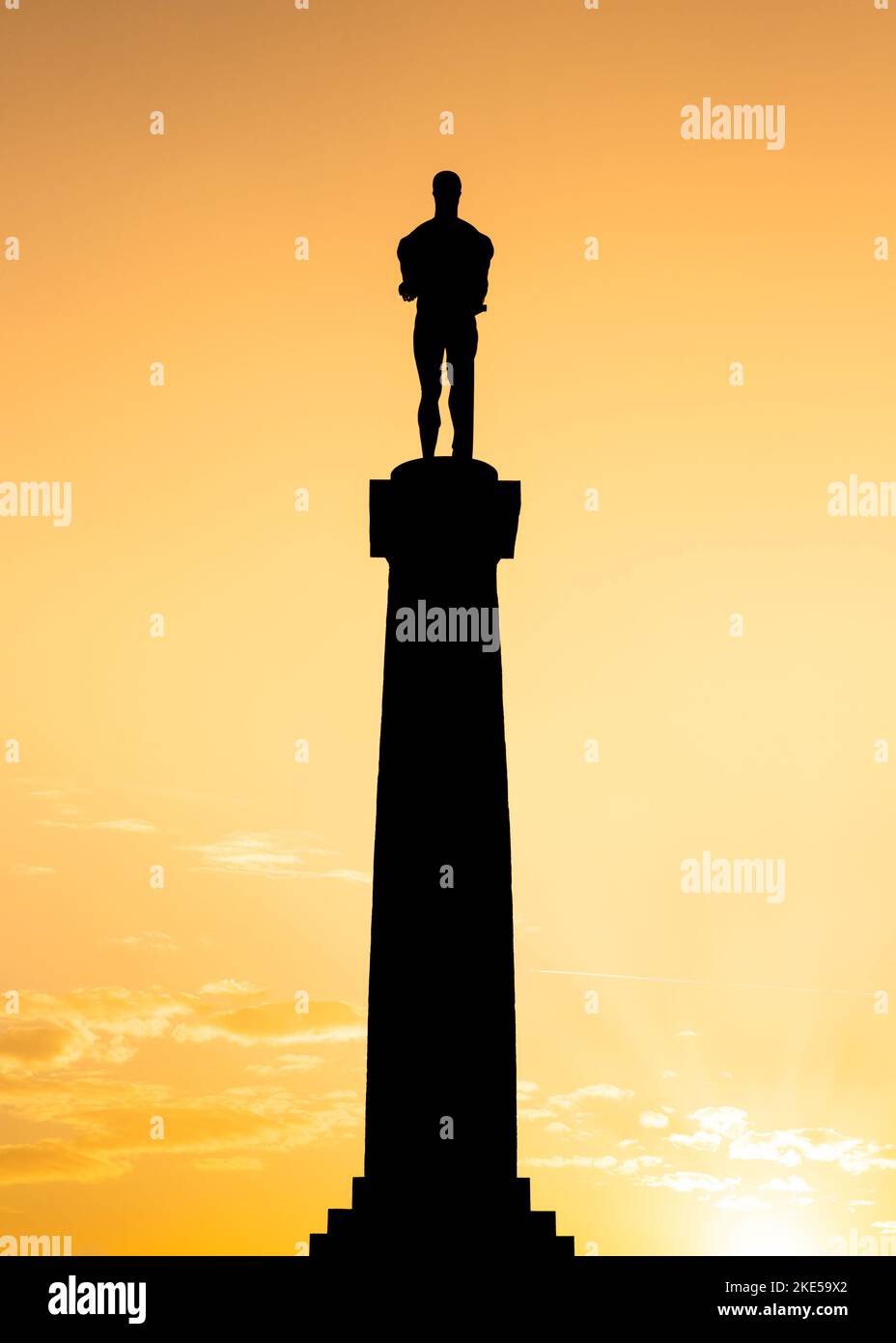 Monument Victor, en langue serbe connu sous le nom de Pobednik à la forteresse historique de Kalemegdan au coucher du soleil à Belgrade, Serbie Banque D'Images