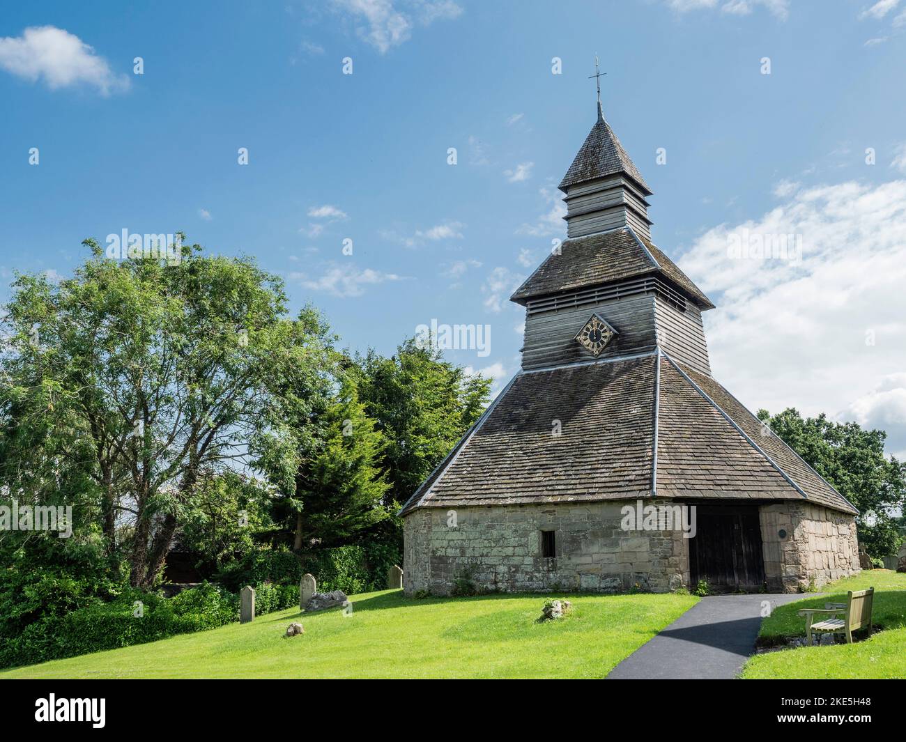 Beffroi détaché de l'église St Mary's Church, Pembridge, Herefordshire, Angleterre Banque D'Images