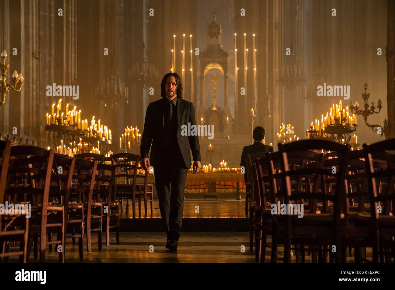 DATE DE SORTIE: 24 mars 2023. TITRE: John Wick: Chapitre 4. STUDIO: Lionsgate. DIRECTEUR: Chad Stahelski. PLOT: John Wick (Keanu Reeves) prend sur ses adversaires les plus mortels encore dans le prochain quatrième épisode de la série. Avec le prix sur sa tête toujours plus élevé, Wick prend sa lutte contre le monde de la Table haute alors qu'il cherche les joueurs les plus puissants dans le monde sous-jacent, de New York à Paris en passant par Osaka à Berlin. AVEC: Keanu Reeves comme John Wick et Donnie yen comme Caine. (Image de crédit : © Lionsgate/Entertainment Pictures) Banque D'Images