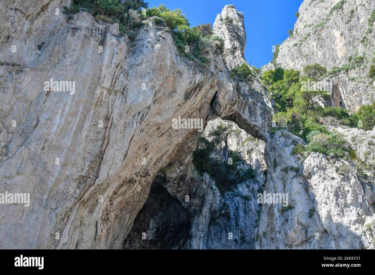 Capri, excursion quotidienne en bateau, White Cave, Italie Banque D'Images