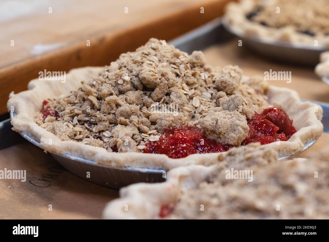 garniture sans gluten sur une tarte aux fruits Banque D'Images