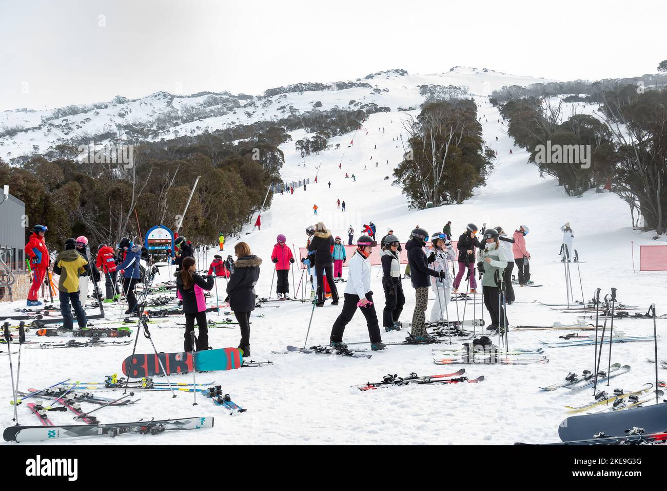 La station de ski de Thredbo est située dans le parc national de Kosciuszko, dans les Snowy Mountains de Nouvelle-Galles du Sud, en Nouvelle-Galles du Sud, en Australie. 11/7/22 Banque D'Images