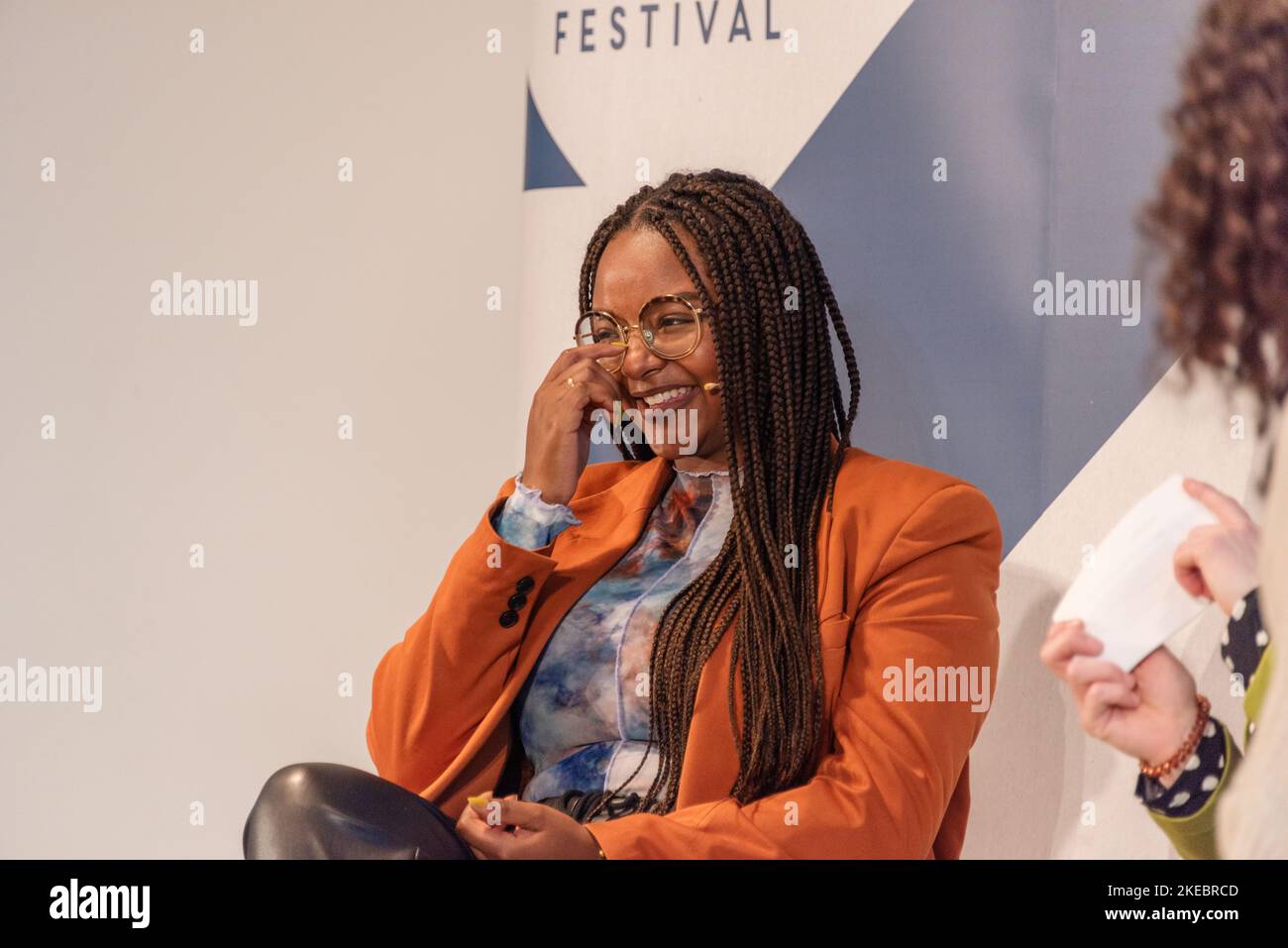 Kiel, 11. Novembre 2022 Familien- und Jugendministerin Aminata Touré besucht das Medienkompetenz-Festival Schleswig-Holstein 2022 à Kiel. Ateliers f Banque D'Images