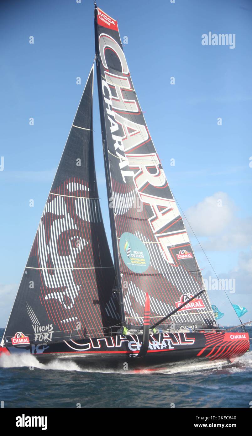 Pendant la route du Rhum-destination Guadeloupe 2022, course transatlantique solo, Saint-Malo - Guadeloupe (6 562 kilomètres) sur 9 novembre 2022 à Saint-Malo, France - photo Laurent Lairys / DPPI Banque D'Images