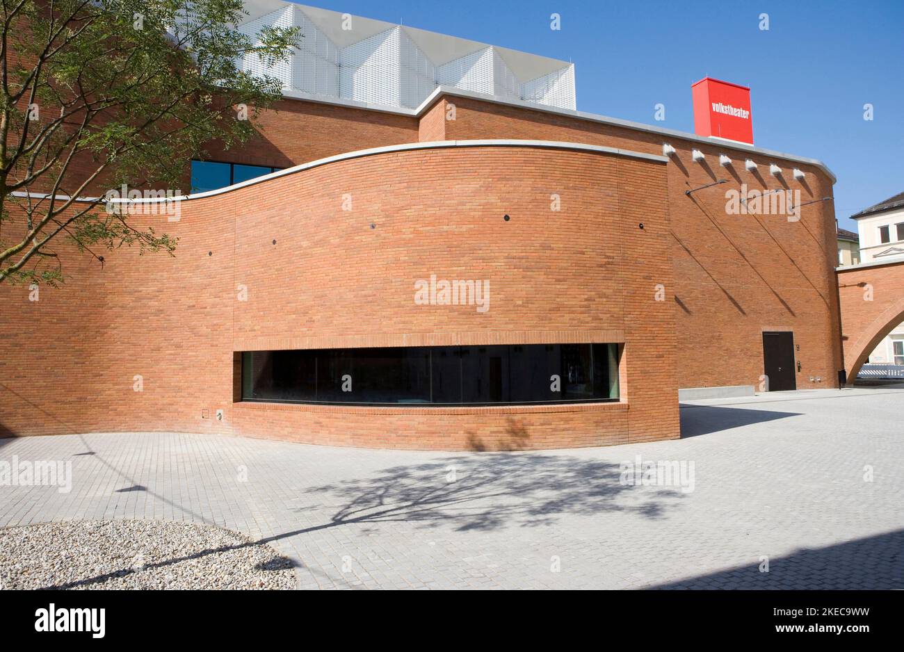 Munich, nouveau Volkstheater, construit sur l'ancien site de Viehhof dans le sud de Munich. La société d'architecture Lederer Ragnarsdottir OEI de Stuttgart ouvre ses portes à la mi-octobre 2021. Banque D'Images