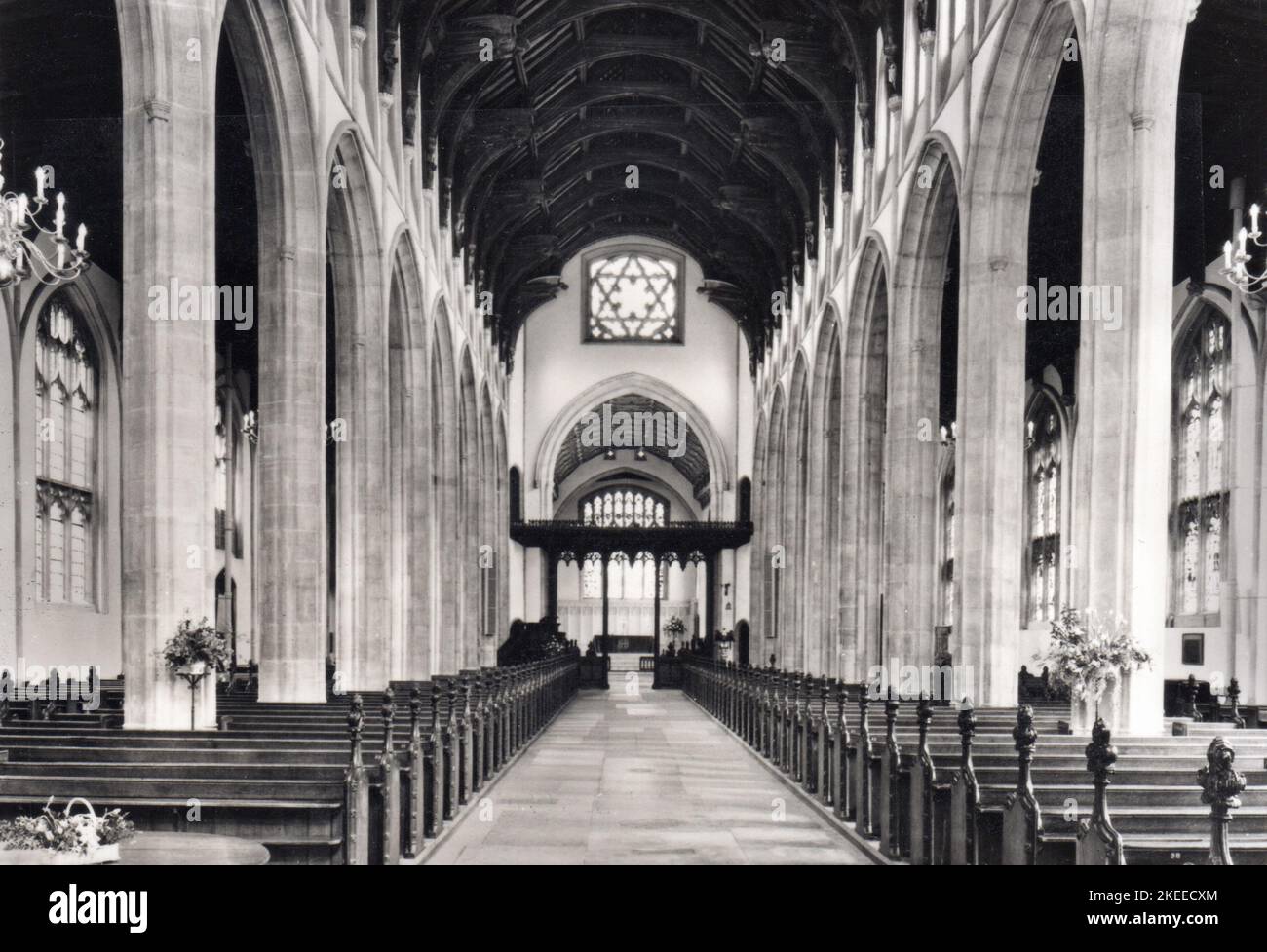 Intérieur de l'église St Mary, Bury St Edmunds, Suffolk, Angleterre, vers 1909 à partir d'une carte postale. Photo noir et blanc. Banque D'Images
