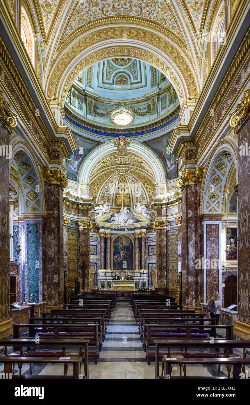Rome. Italie. Église de Sant'Antonio à Campo Marzio aka Sant'Antonio dei Portoghesi (Saint Anthony à Campo Marzio / Saint Anthony des Portugais). Banque D'Images
