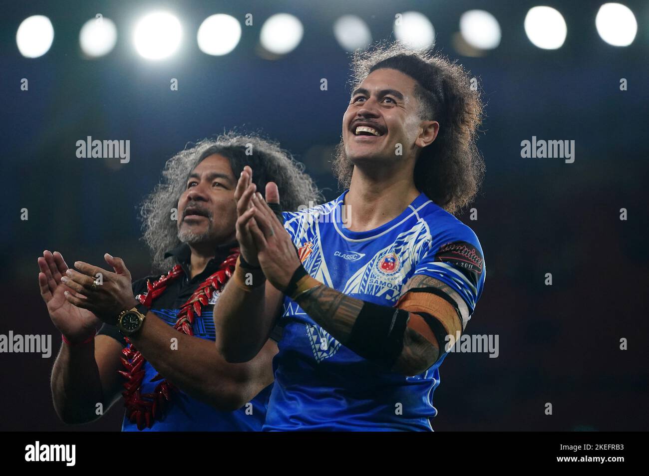 Fêtez les Samoa après avoir remporté la demi-finale de la coupe du monde de rugby au stade Emirates de Londres. Date de la photo: Samedi 12 novembre 2022. Banque D'Images