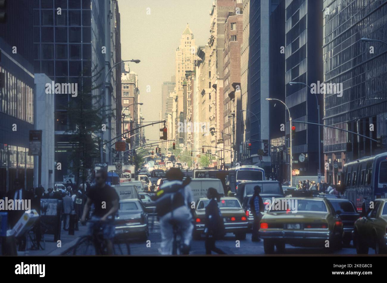 1994 photo d'archive de Madison Avenue, New York. Banque D'Images