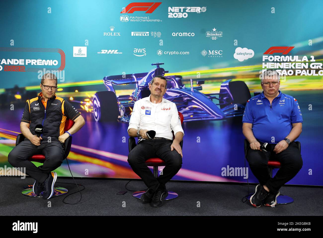 La FIA presse la conférence avec de gauche à droite: (De gauche à droite): Andreas Seidl, directeur général de McLaren; Guenther Steiner (ITA) Haas F1 Team Principal; et Otmar Szafnauer (USA) Alpine F1 Team, directeur de l'équipe, portrait pendant la Formule 1 Heineken Grande Premio de Sío Paulo 2022, Grand Prix de Sao Paulo Grand Prix 2022, 21st tour du Championnat du monde de Formule 1 de la FIA 2022 de 11 novembre à 13, 2022 sur le circuit Interlagos, à Sao Paulo, Brésil - photo: DPPI/DPPI/LiveMedia Banque D'Images