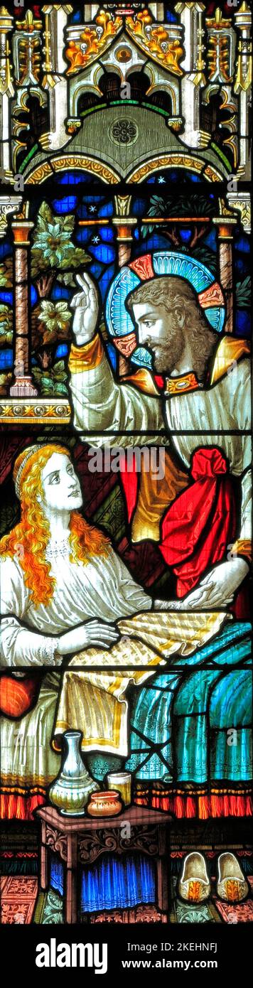 Élévation de la fille de Jairus, vitrail, fenêtre, église de Fakenham, Norfolk, Angleterre, Royaume-Uni Banque D'Images