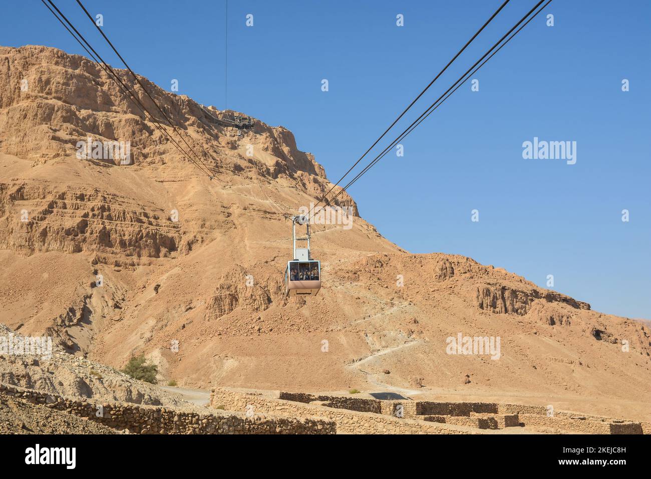 Parc national de Masada, téléphérique. Ruines d'une ancienne forteresse dans le désert de Judée. Banque D'Images