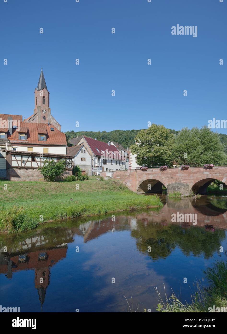 Graefendorf à Schondra River, Basse-franconie, Bavière, Allemagne Banque D'Images