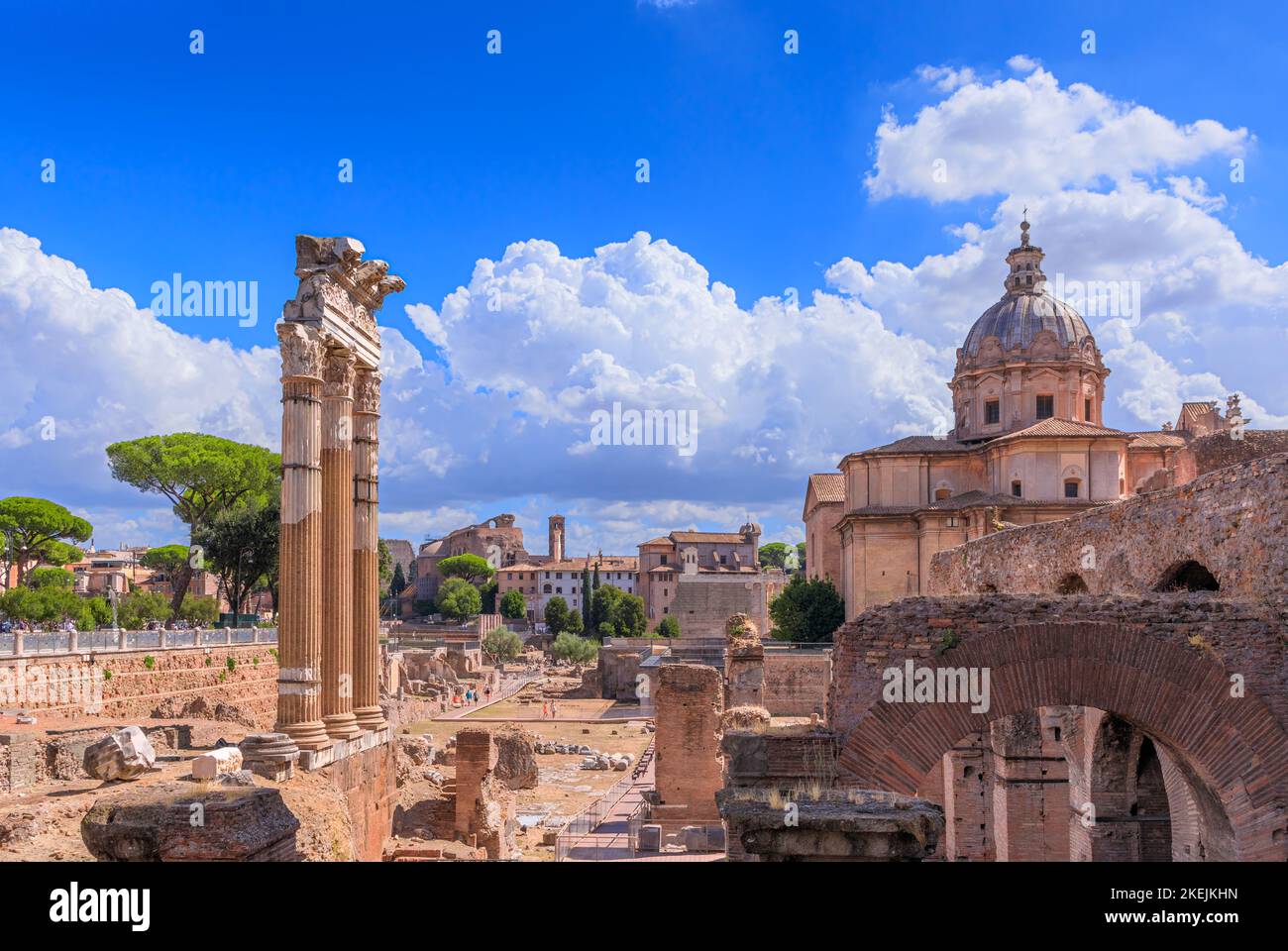Ruines romaines anciennes du Forum de César à Rome, Italie. Banque D'Images