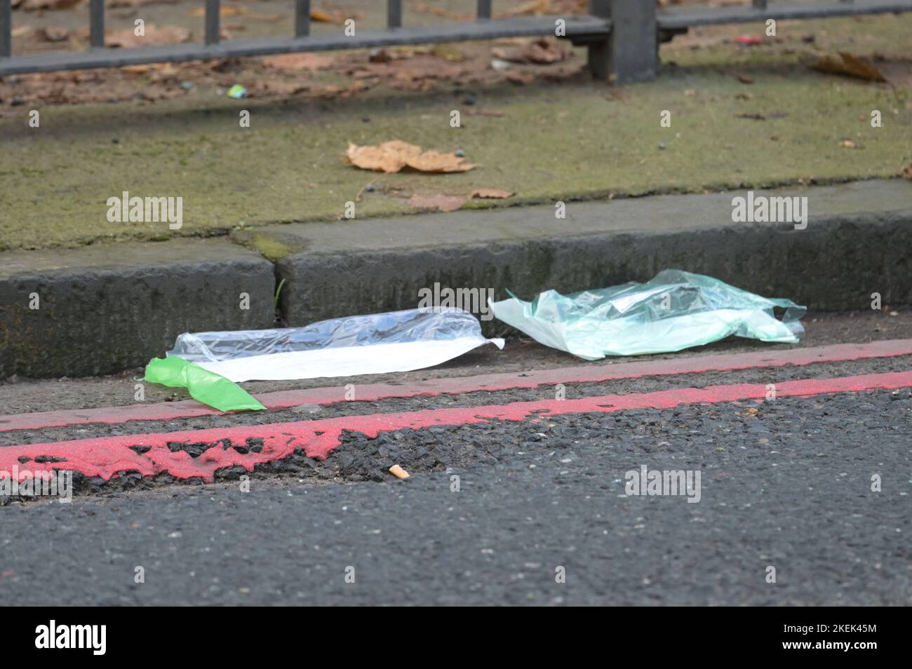 Islington Row, Birmingham, 13 novembre 2022. - La police des West Midlands sur la scène d'un coup et d'une course dans le centre-ville de Birmingham où un homme dans les années 30 a été grièvement blessé après avoir été heurté par une voiture sur Islington Row horriblement après 3h du matin aujourd'hui (13 novembre). DÉCLARATION DE POLICE DE WEST MIDS : « nous demandons des informations après qu'un homme a été grièvement blessé suite à un coup de feu dans le centre-ville de Birmingham. Un homme de 30 ans a été heurté par une voiture sur Islington Row peu après 3 heures du matin aujourd'hui (13 novembre). Il est actuellement dans un état critique à l'hôpital. Crédit : arrêtez Press Media/Alamy Live News Banque D'Images