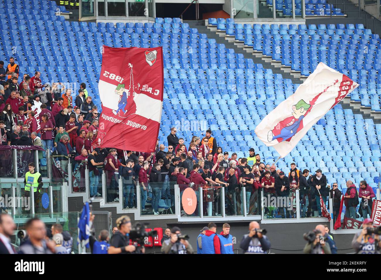 Supporters de Torino pendant le championnat italien Serie Un match de football entre AS Roma et Torino FC sur 13 novembre 2022 au Stadio Olimpico à Rome, Italie - photo Federico Proietti / DPPI Banque D'Images
