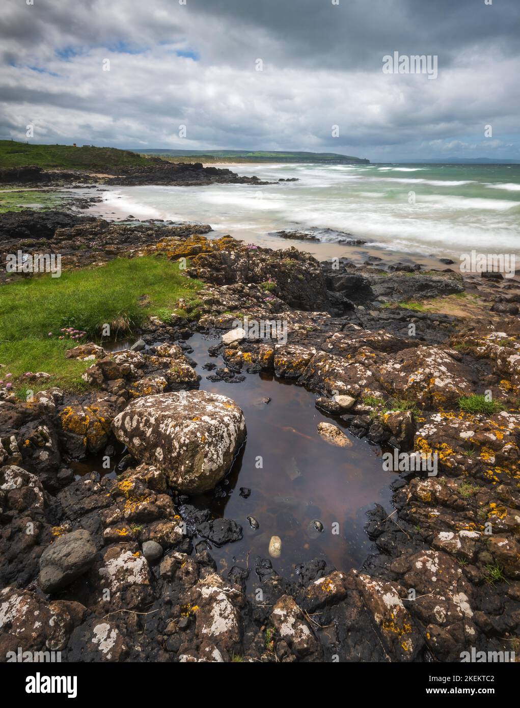Vue sur la côte de Portstewart, Irlande du Nord Banque D'Images