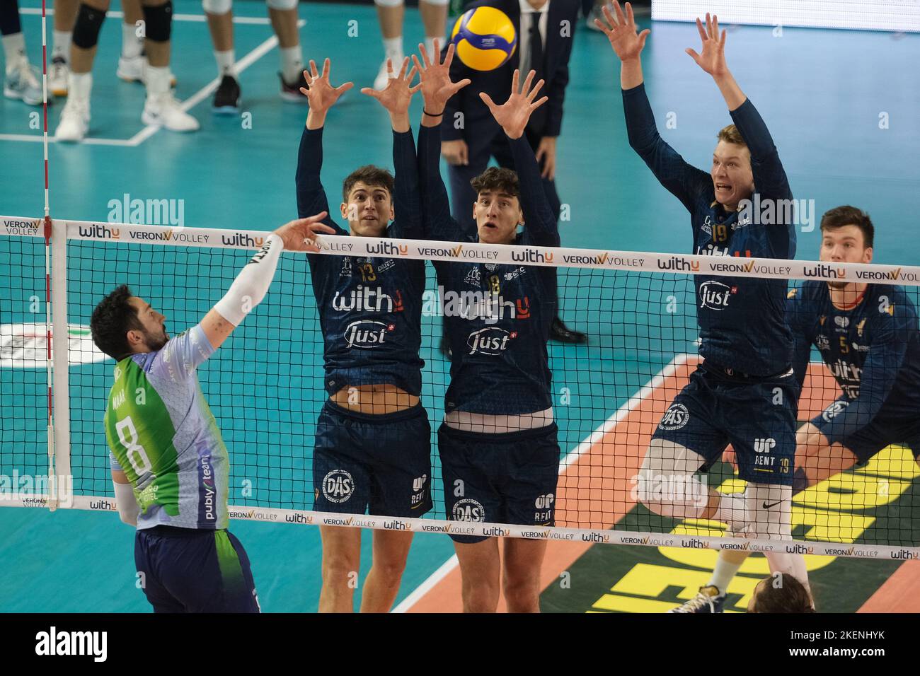 Vérone, Italie. 13th novembre 2022. Superlega men volley Italian Championship 2022 - WithU Verona VS Vero Volley Monza, 13 novembre 2022, Pala AGSM-AIM, Vérone, Italie crédit: Roberto Tommasini/Alay Live News Banque D'Images