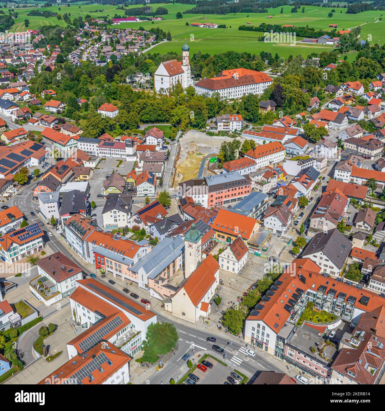 Vue aérienne de la capitale du district de l'allgaeu oriental, Marktoberdorf Banque D'Images