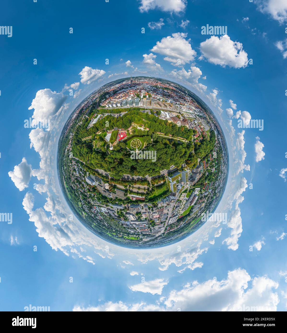 La ville de Neu Ulm dans la Souabe autour du parc Glacis d'en haut Banque D'Images