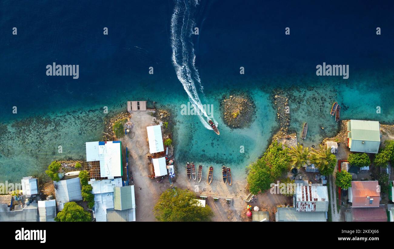 Bateau-taxi arrivant à Buka, Papouasie-Nouvelle-Guinée Banque D'Images