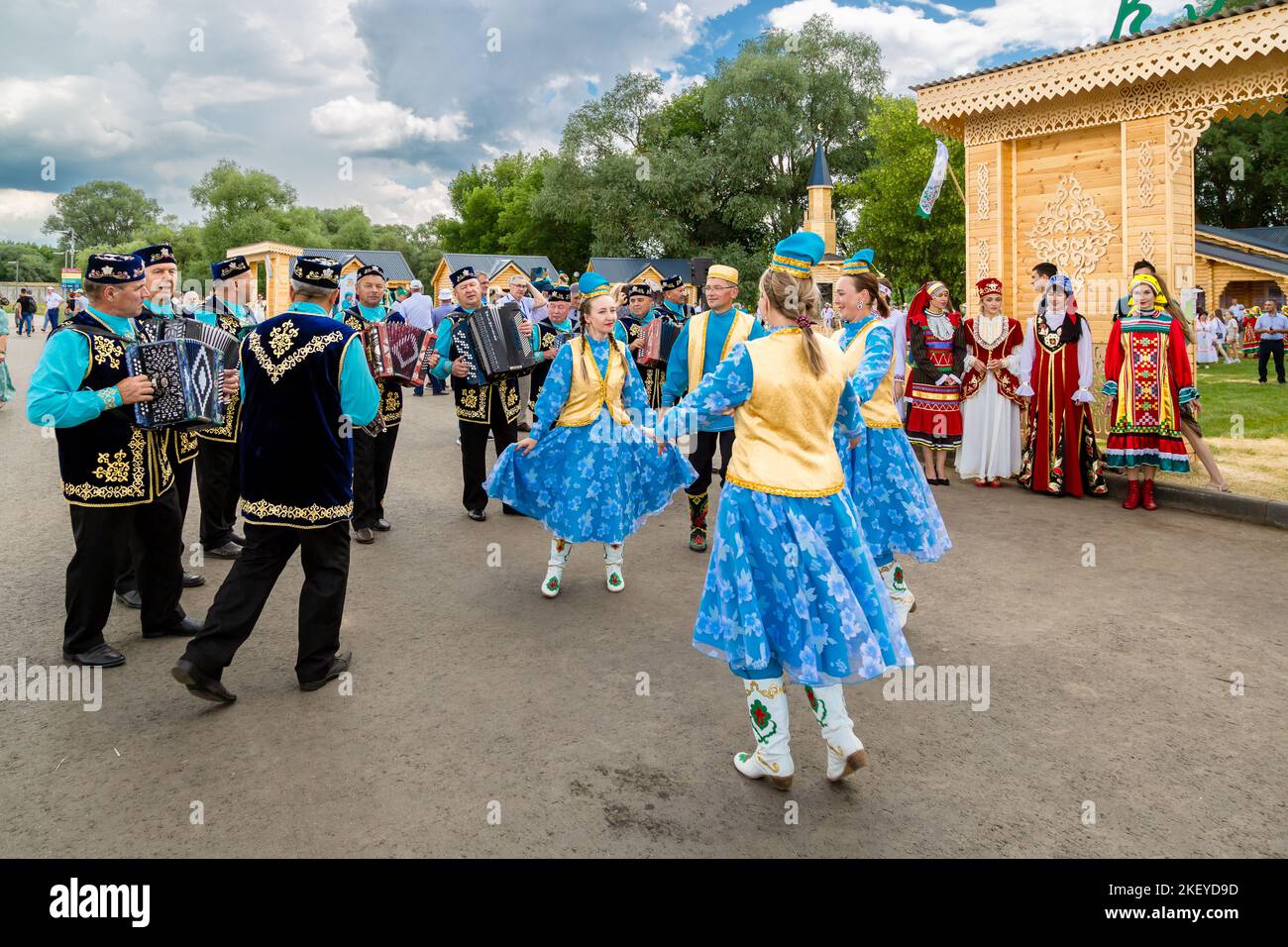 Kazan, République du Tatarstan, Russie - 3 juillet 2021: Sabantuy, le tatar du peuple vacances de terrain Banque D'Images