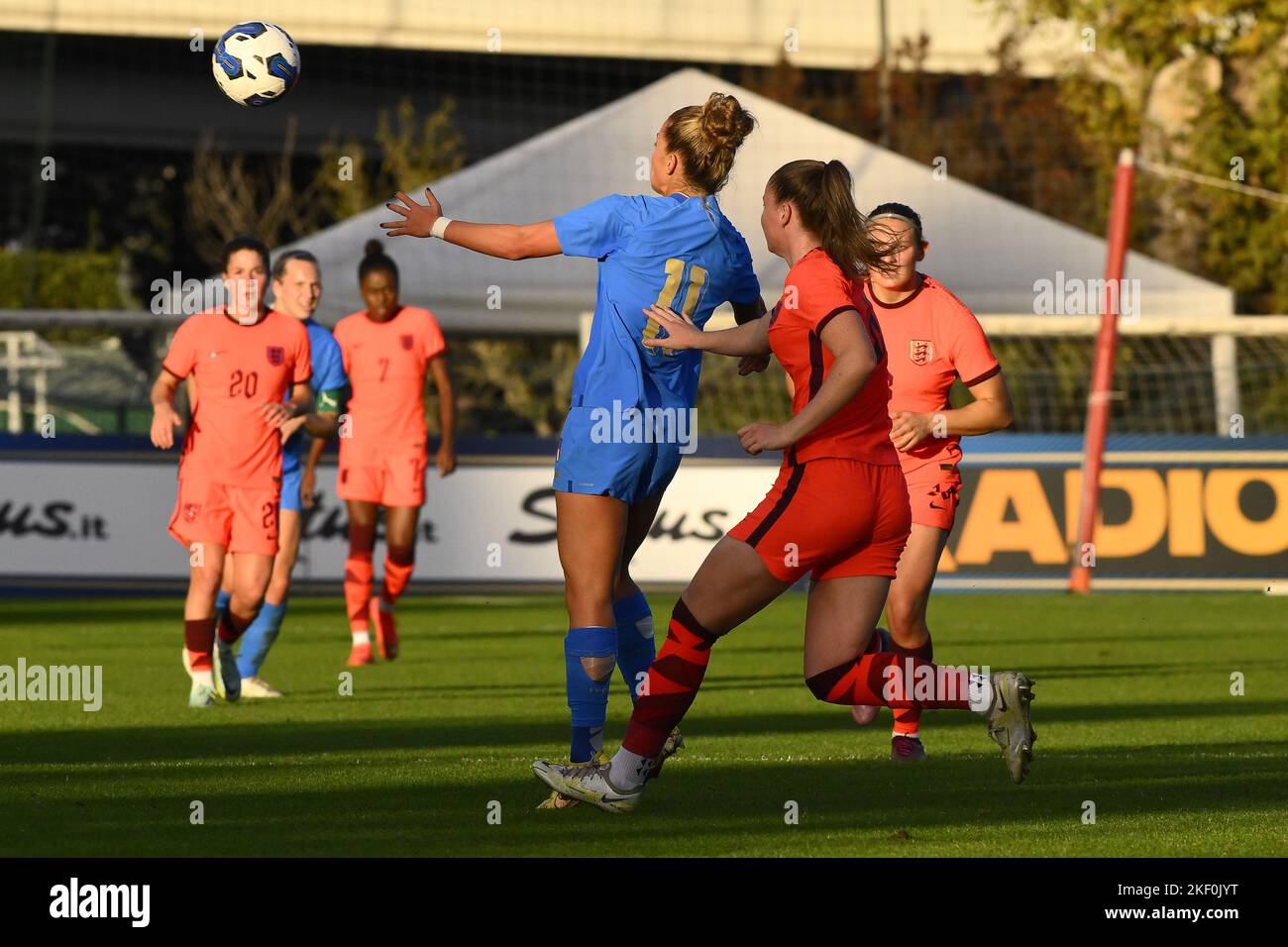 Rome, Italie. 14th novembre, Rome, Italie. 14th novembre 2022. Asia Bragonzi of Italy WU23 lors du match international amical entre l'Italie WU23 et l'Angleterre WU23 au stadio Tre Fontane le 14th novembre 2022 à Rome, Italie. Crédit : Agence photo indépendante/Alamy Live News Banque D'Images