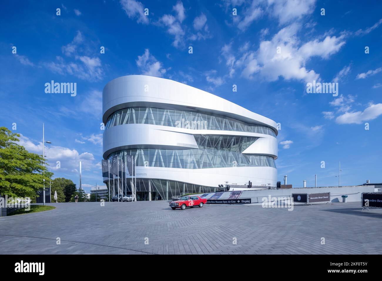 Mercedes Benz Siège, Stuttgart, Allemagne Banque D'Images