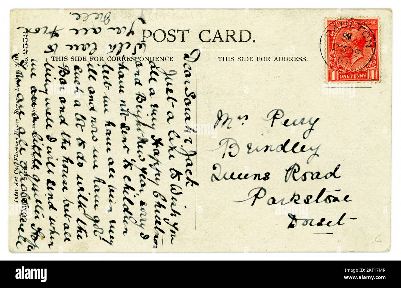 Retour de la carte postale originale de l'époque WW1 postée le 23 décembre 1918 un mois seulement après la fin de la guerre. (Le taux d'affranchissement des cartes postales a été porté à un centime le 3rd juin 1918). Cette carte est dotée d'un timbre portant le cachet 1d (un penny) Red King George V (utilisé par la poste). ROYAUME-UNI Banque D'Images