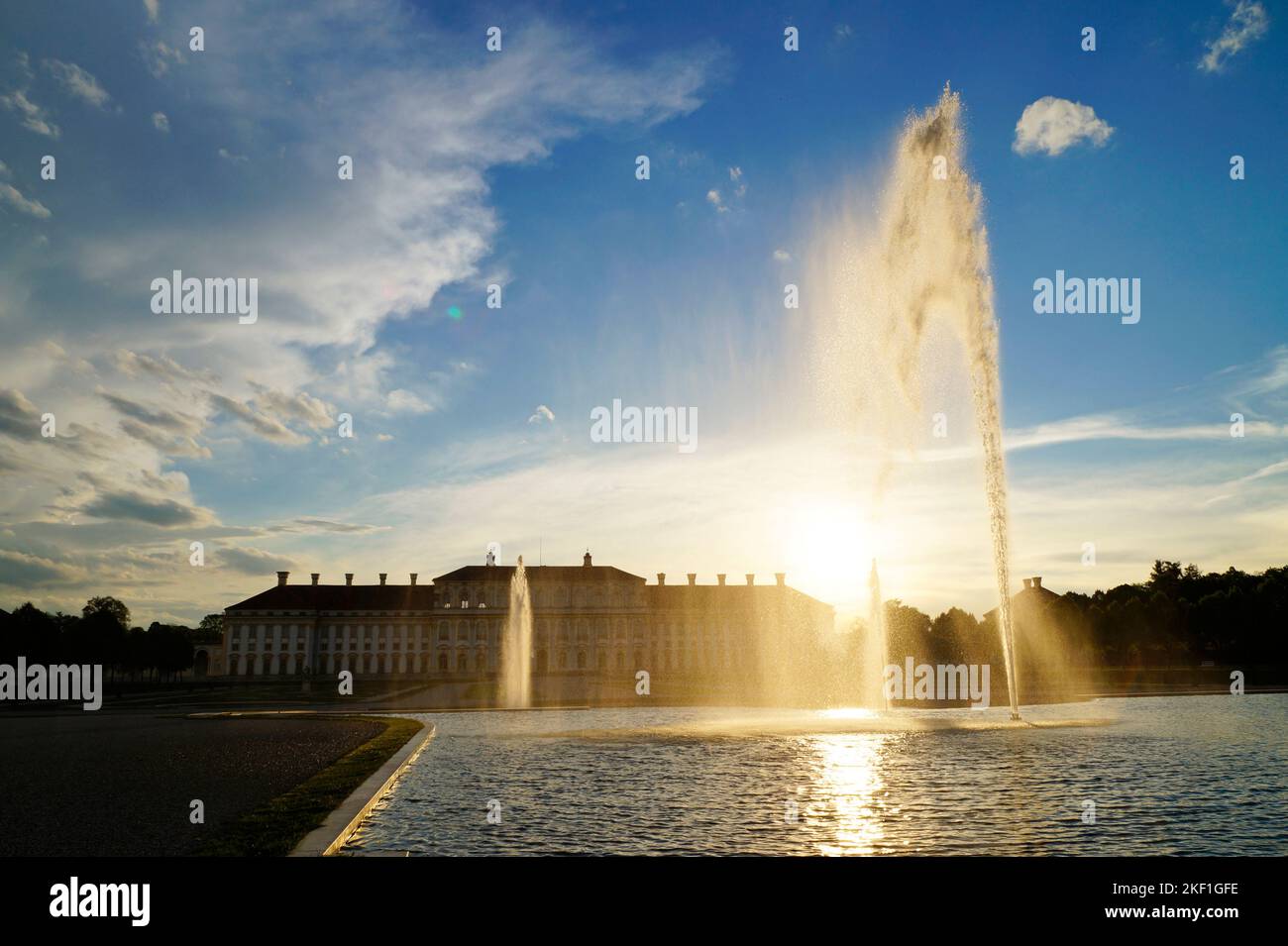Le palais de Schleissheim et un grand parc baroque de la famille royale Wittelsbach dans le village d'Oberschleißheim, Munich, Bavière, Allemagne Banque D'Images