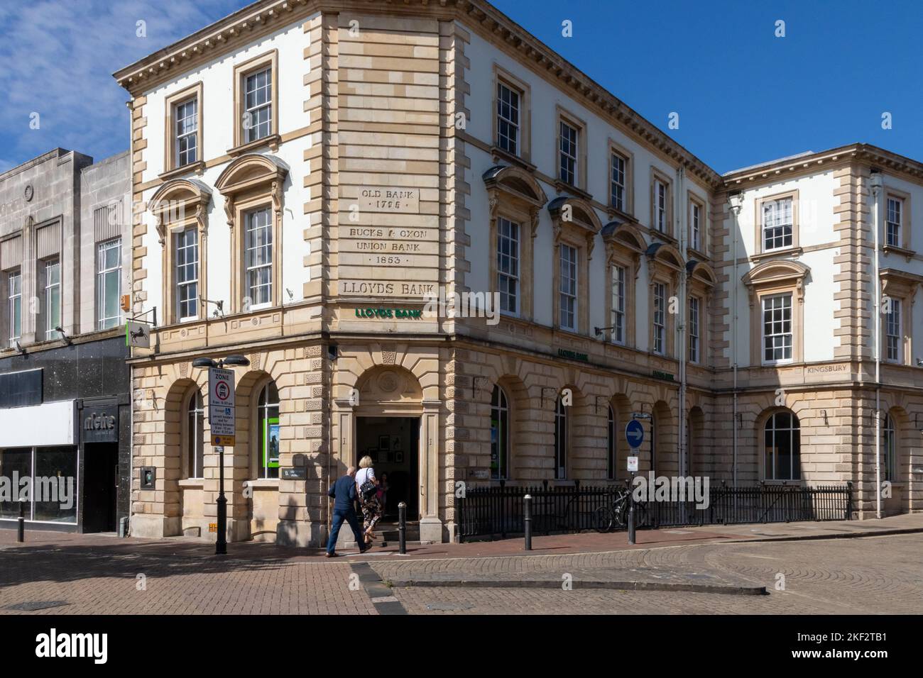 Lloyds Bank anciennement Bucks and Oxon Union Bank, Aylesbury, Buckinghamshire, Angleterre Banque D'Images