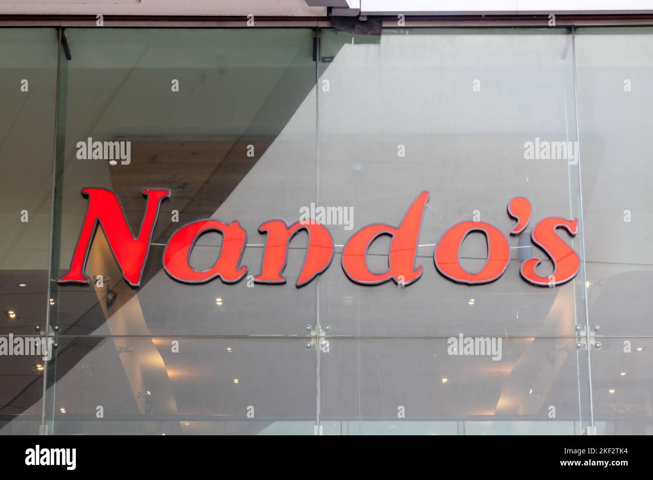 Restaurant Nando's, High Wycombe, Buckinghamshire, Angleterre Banque D'Images
