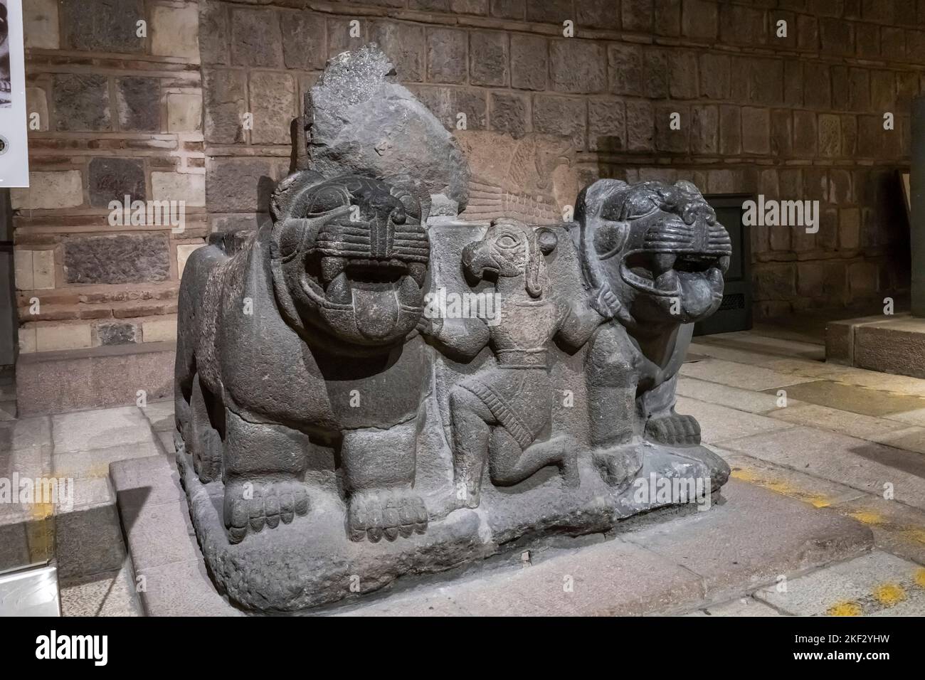 Base de sculptures de 2 Lions, Basalt, Karkamis, 1200-700 av. J.-C., Musée des civilisations anatoliennes, Ankara, Turquie, Anatolie, Asie mineure, Asie Banque D'Images
