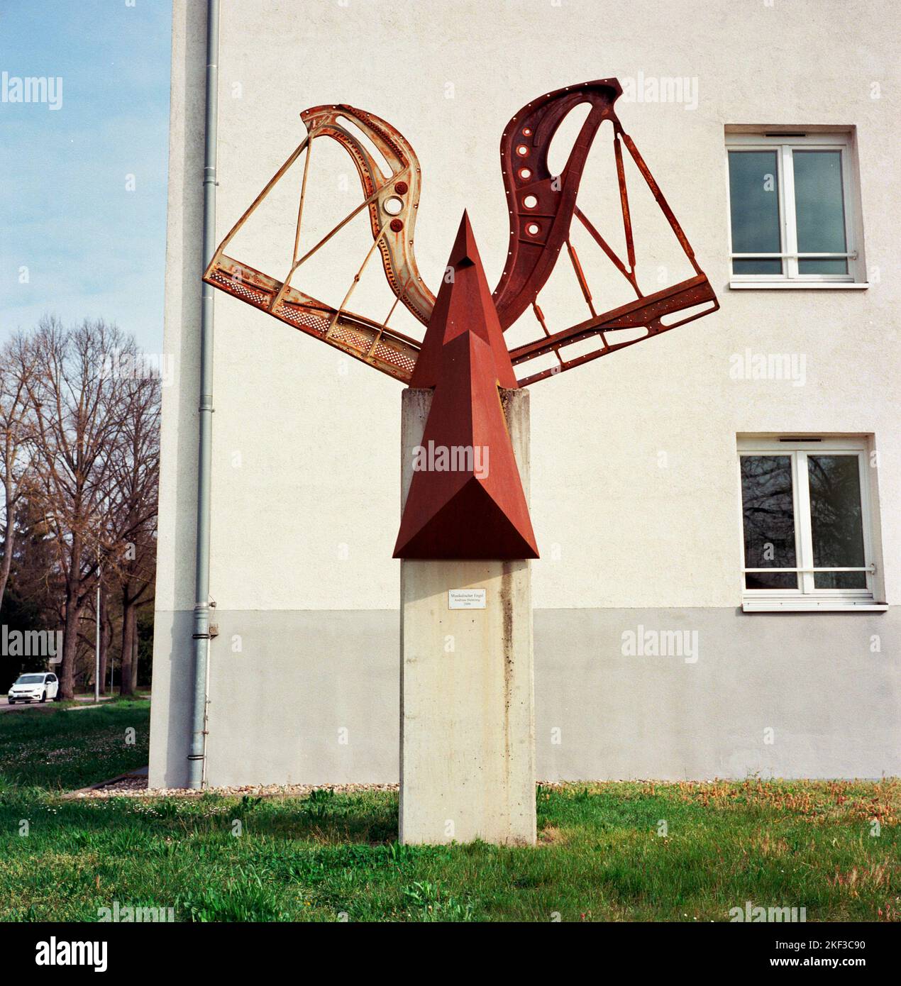 Andreas Helmling (1959 - 2019) war ein konkreter und abstrakter Bildhauer. Banque D'Images