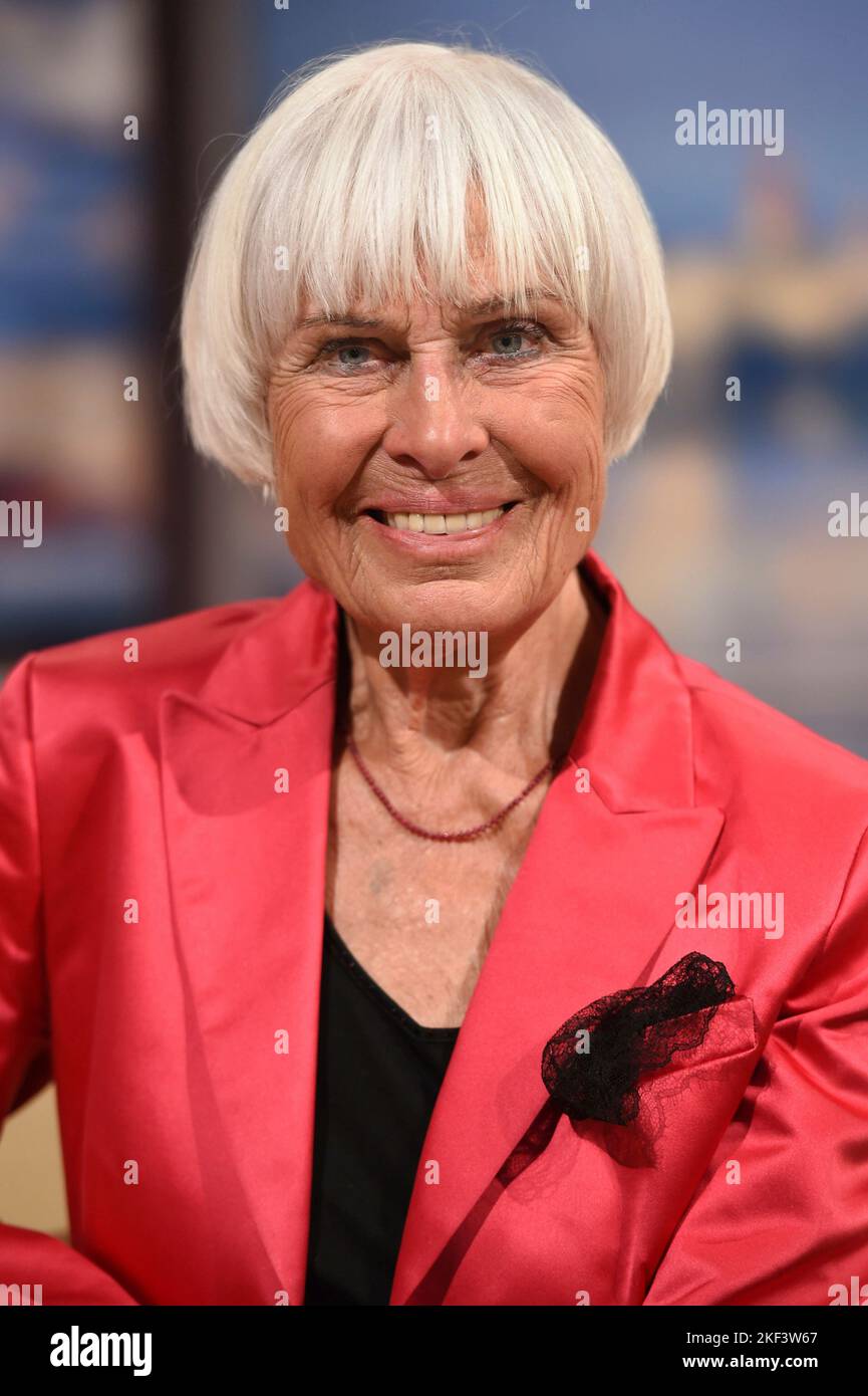 ARCHIVE PHOTO: Barbara RUTTING aurait été 95 ans sur 21 novembre 2022, Barbara RUETTING, actrice, auteur, activiste des droits des animaux, image individuelle rognée, motif unique, portrait, portrait, portrait. « People at Maischberger », talk show, 10 avril 2014. Banque D'Images