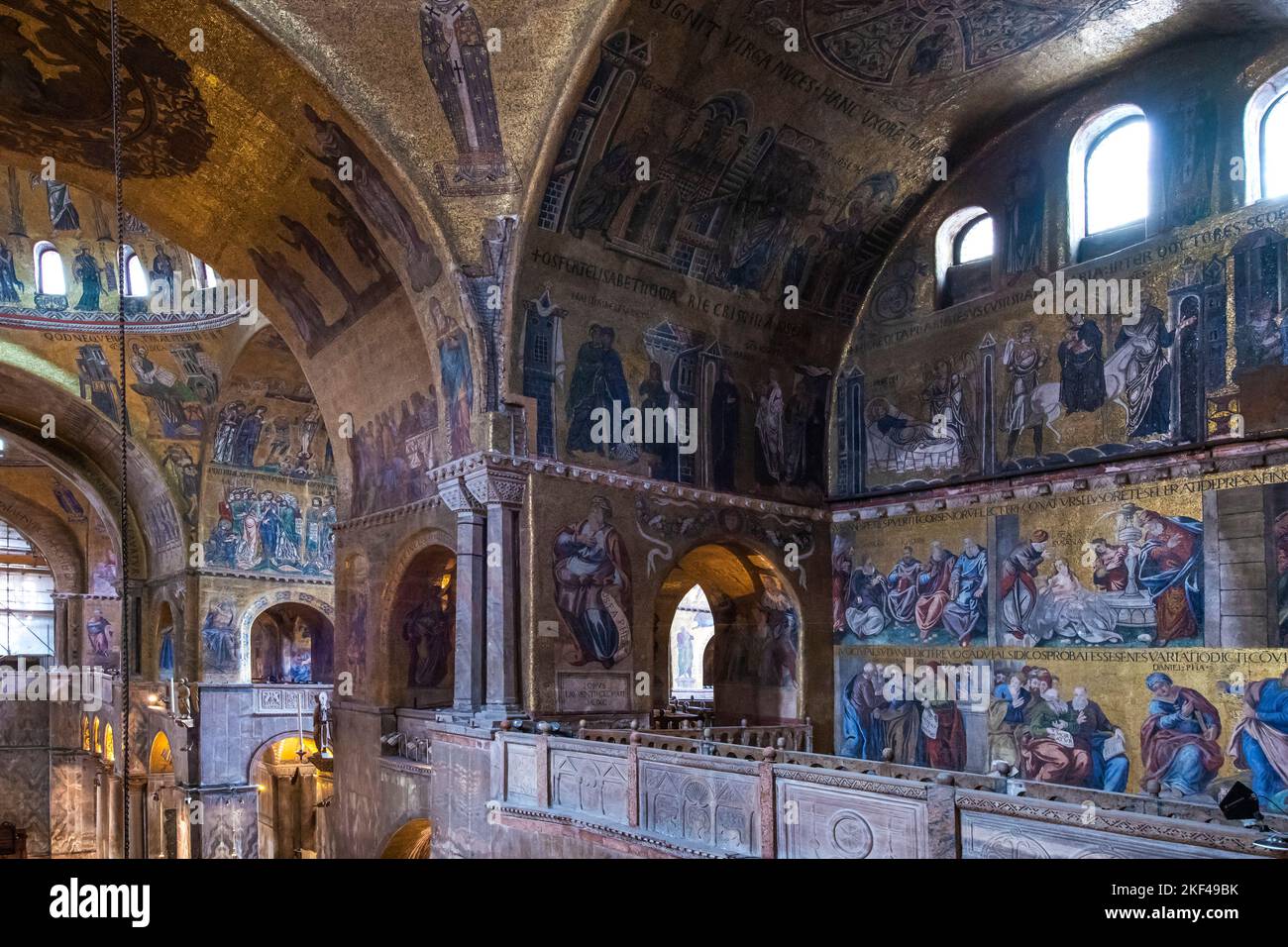 Innenaufnahme Markusdom, Mosaike, Fresken, Venendig, Venetien, Adria, Norditalien, Italien Banque D'Images