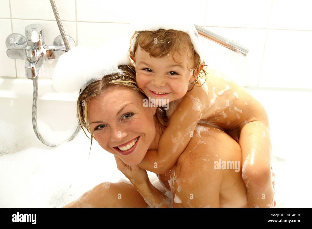 Blewanne, Blond, Blond, Blondine, Frau, 25, 30, Sohn, 3, 4, Jahre, Banque D'Images