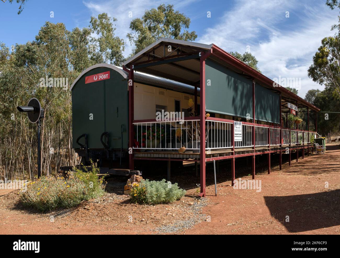 Wagons de chemin de fer convertis en bureau de poste, Clackline, Australie occidentale Banque D'Images