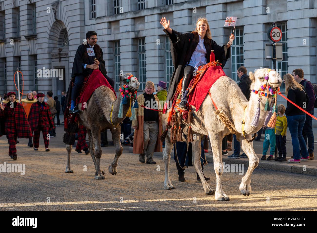 Camels of Worshipful Company of Merchant Taylors de la parade du Lord Mayor's Show dans la ville de Londres, Royaume-Uni Banque D'Images