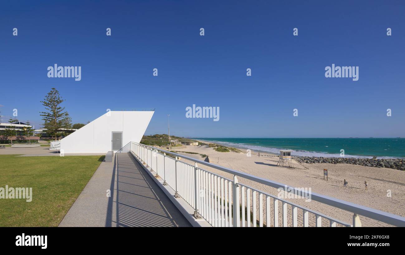 Perth, WA, Australie - City Beach Surf Club par Christou Design Group Banque D'Images